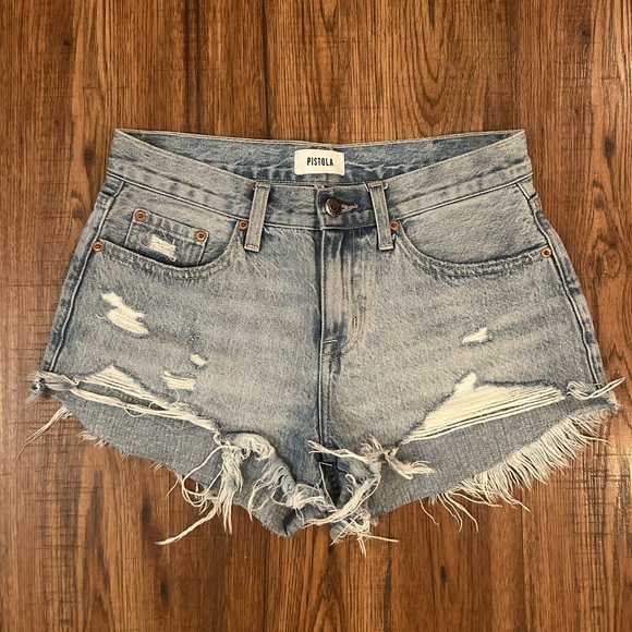 Size 26 low-rise Pistola Jean shorts - Picture 1 of 2